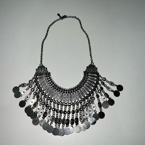 Fashionable necklace